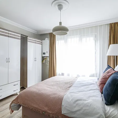 Fully Furnished And Stylish Flat In Sisli Apartament Stambuł